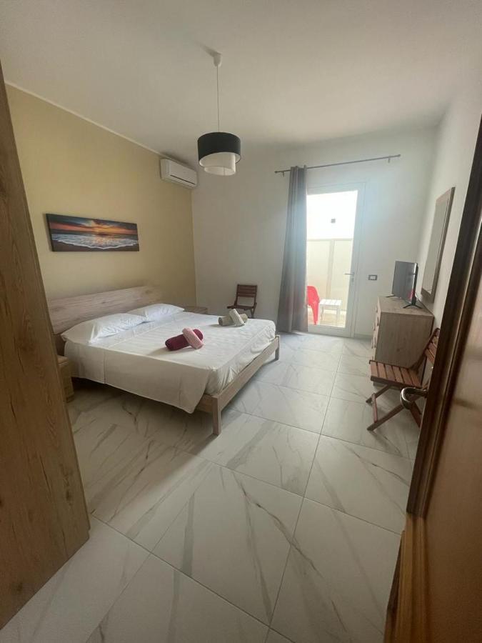 Camere Lorenzo Porto Cesareo Luaran gambar
