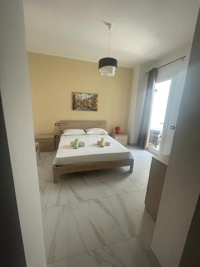 Camere Lorenzo Porto Cesareo Luaran gambar